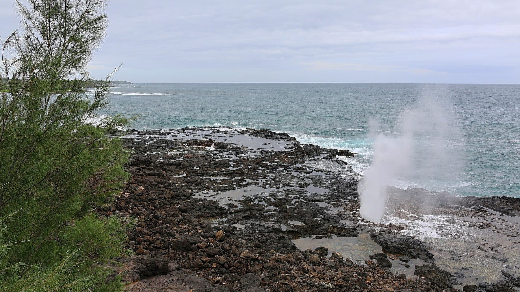 Seawater shooting up through the lava shelf at Spouting Horn