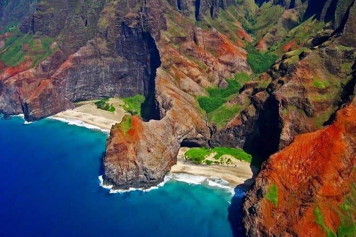 Nā Pali Coast Boat Tour & Snorkel (tour photo)