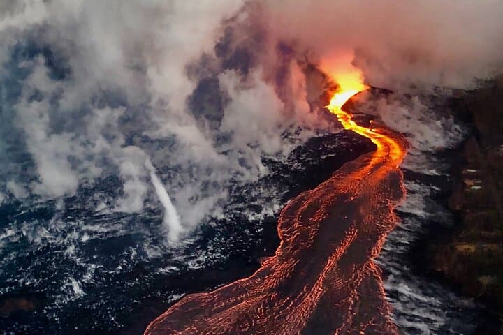 Volcanic Safari Helicopter Tour from Hilo (tour photo)
