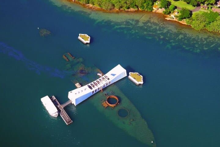 Pearl Harbor USS Arizona Memorial Tour from Waikīkī (tour photo)