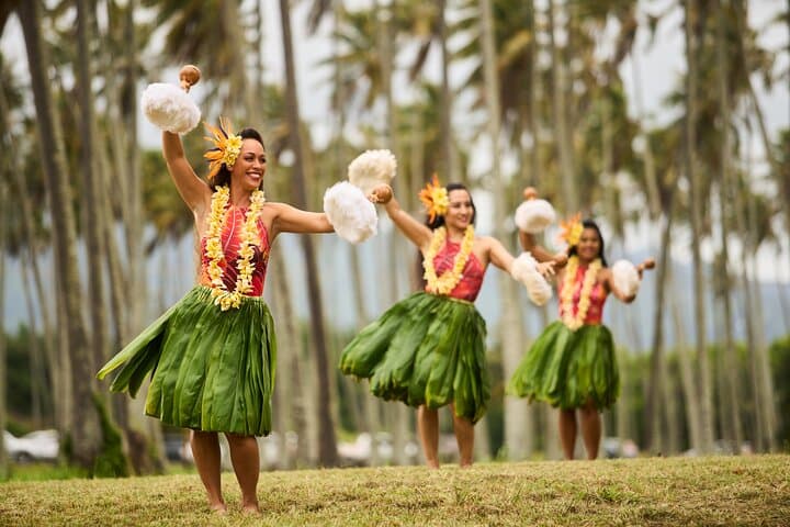 Luau Ka Hikina with Dinner & Lei Greeting (tour photo)