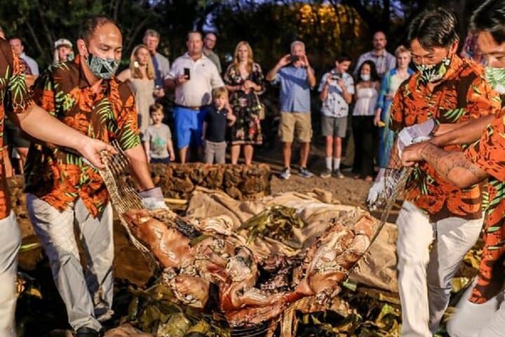 Hale Hoaloha Luau at the Mauna Lani (tour photo)