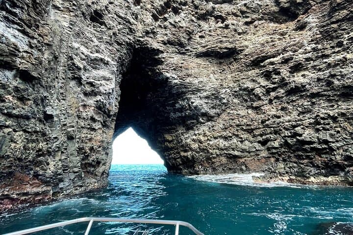 Nā Pali Boat Tour on the Amelia K (tour photo)