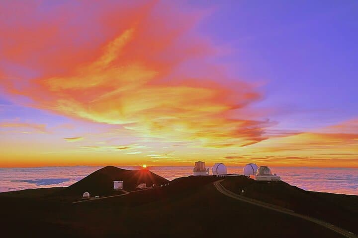 Maunakea Summit Sunset & Stargazing (tour photo)